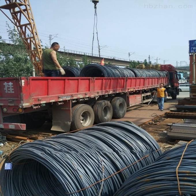 Warm gewalzte verformte Stahlstange HRB400 Stahlrebars verformten Stahlstange pro Ton Price Reinforcing Wire Rod